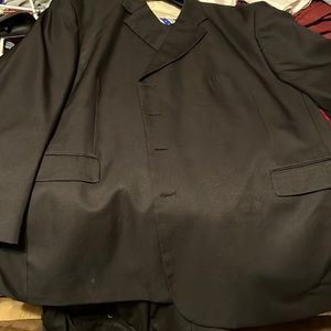 Black 4 button suit 56R